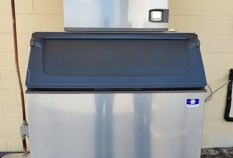 Commercial Manitowoc ice machine serviced by IPS Mechanical